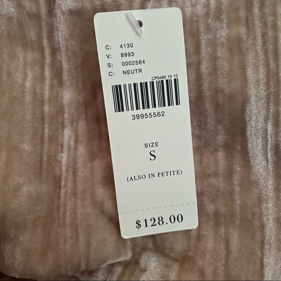 Floreat | Champagne Velvet Shift Dress Short Sleeve Front Pockets Size Small - Picture 9 of 9